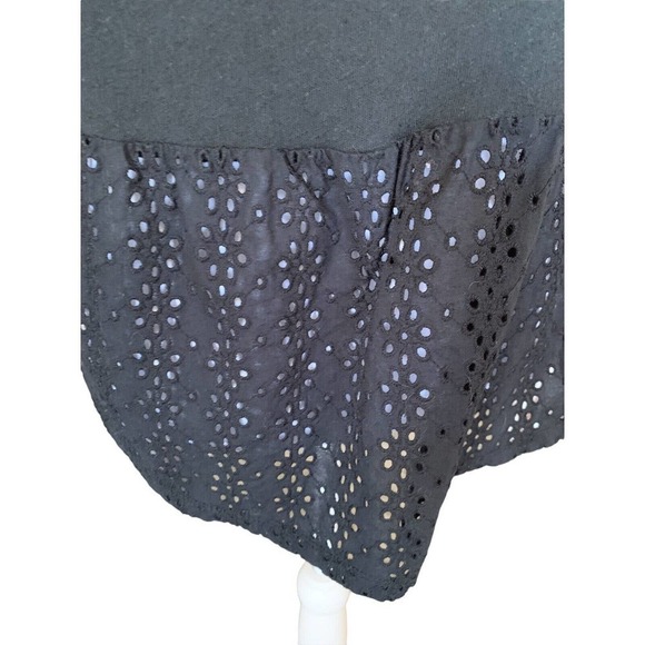 Anthropologie Meadow Rue XS Top Shirt Black Tab Roll Sleeves V-Neck Eyelet Lace - Picture 6 of 9